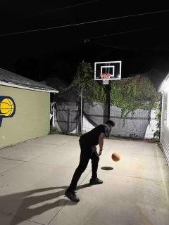 Game-Night Garage + Fire Pit + Grill - 6