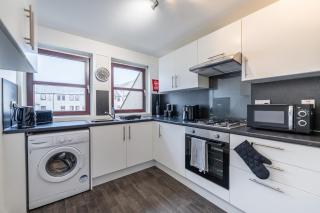 Fraserburgh Apartment - 2 bed, free parking & wifi - 1