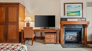 1234 Lodge At Spruce Peak Ski In Ski In Ski Out King Studio By Stowe Mountain Rentals - 2