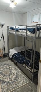 A Cozy, Escape Getaway Minutes From Ottawa Airport - 5