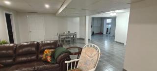 A Cozy, Escape Getaway Minutes From Ottawa Airport - 2