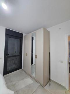 Neveh Shamir Staycation - 2