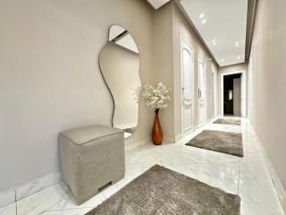 Bright 3BR Nasr City Stay Balcony and BBQ - 5