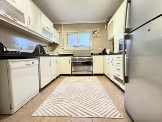 Bright 3BR Nasr City Stay Balcony and BBQ - 3