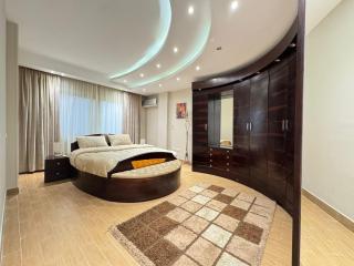 Bright 3BR Nasr City Stay Balcony and BBQ - 6