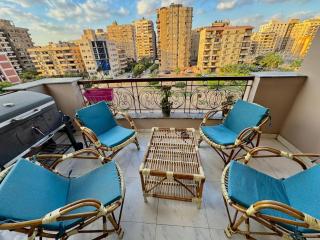 Bright 3BR Nasr City Stay Balcony and BBQ - El Cairo - 0