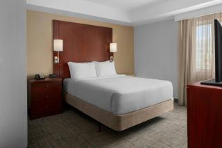 Residence Inn by Marriott San Antonio Six Flags at The RIM - 8