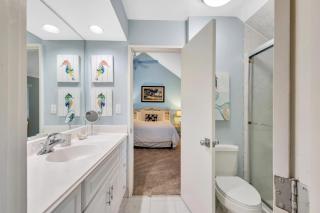 542 Queen's Grant - 9