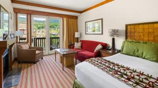 1428 Lodge At Spruce Peak Ski In Ski In Ski Out King Studio By Stowe Mountain Rentals - Stowe - 0