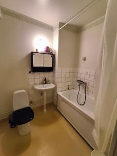 Katrineholm Longstay - Fully equipped 3 room apartment in central Katrineholm - 4