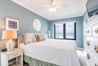 Island Sunrise 162 by Youngs Suncoast - 9