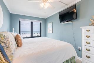 Island Sunrise 162 by Youngs Suncoast - 8