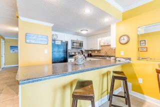 Island Sunrise 162 by Youngs Suncoast - Gulf Shores - 3