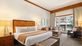 147 Studio Spruce Peak Lodge at Stowe Mt Resort Sleeps 4 - 0