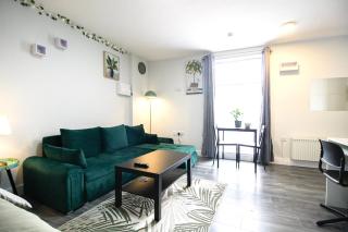 Birmingham Central Luxury Suites - 0