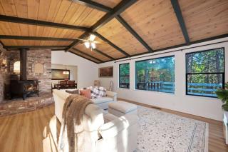 Sierra Pines Escape Deck Scenic Views - 2