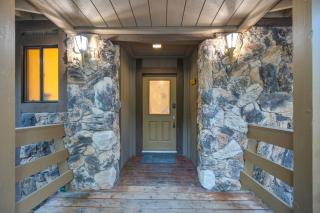 Sierra Pines Escape Deck Scenic Views - 7