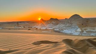 ابراهيم خطاب امام المتحف المصري الكبير - Cairo - 3