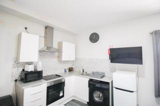 Birmingham Central Luxury Suites - 3