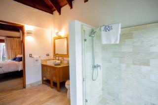 Oceanview Luxury Villa Crystal - With Beach Club Access - 4