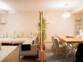 Luxury 2BR Spacious & Stylish with Patio near Metro - 6