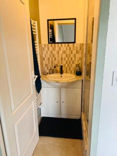 T3 moderne&jardin& garage&2 lits doubles& lit bébé - 1