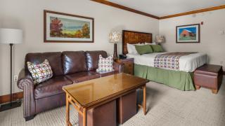 332 Lodge At Spruce Peak Ski In Ski In Ski Out King Studio By Stowe Mountain Rentals - 7