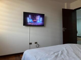 Lindo y moderno departamento a pasos del prado y Hupermall - 4