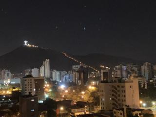 Lindo y moderno departamento a pasos del prado y Hupermall - 1