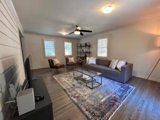 2 BR House in Alpharetta - 8