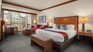 337 - Studio- Lodge At Spruce Peak -Stowe Mt Resort- Ski in Ski out - Sleeps 4 - 9