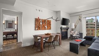 351 - Lodge At Spruce Peak - Ski In Ski out - 3 Bedroom - Sleeps 9 - 6