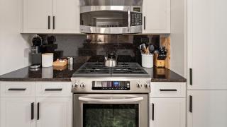 351 - Lodge At Spruce Peak - Ski In Ski out - 3 Bedroom - Sleeps 9 - 2