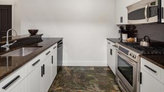 351 - Lodge At Spruce Peak - Ski In Ski out - 3 Bedroom - Sleeps 9 - 1