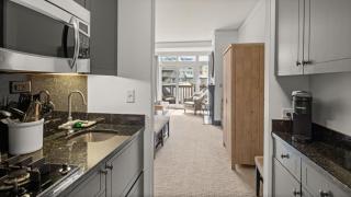 374 Lodge At Spruce Peak Ski In Ski In Ski Out King Studio By Stowe Mountain Rentals - 1