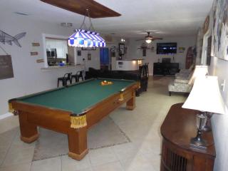 Perfecto Mundo 7, Orlando Area 6BR-2MB-3BR Indoor Pool, Ping Pong, Jacuzzi, Disney - 7