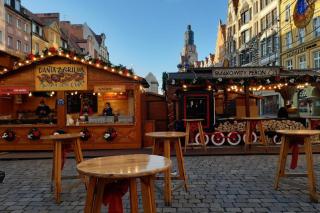 Cozy Corner: apartment with WiFi and Private Balcony - 6