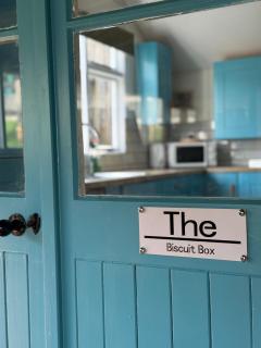 The Biscuit Box - 8
