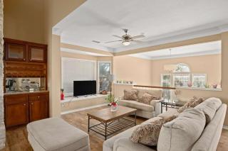 Cape Coral Hill Country Luxe Near Downtown Austin - 7