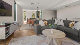 411 Spruce Peak Stowe Mountain Resort New Treehouse unit Ski in Ski out 4 bed sleeps 12 - 4