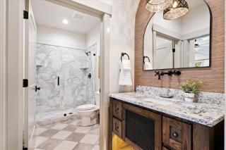 The Oak Room - Newly Built 2B2B Loft Near Park City - 2