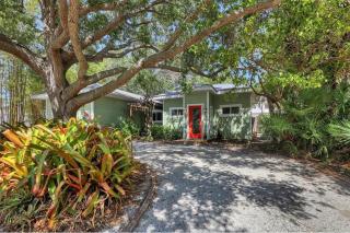 Coastal Beauty with sunset Cruise on 10 day bookings - 0