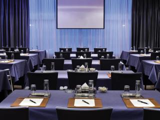 Mövenpick Hotel Al Khobar - 8