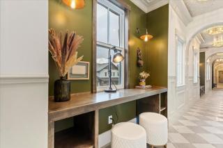 The Nest Room- Newly Built Loft on Main in Midway - 3