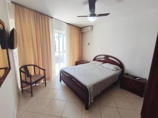 Apto na Av. Brasil – 1 suite + 2 dorm - 2
