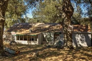 Group Bunkhouse Sleeps 12 Mountain Views - 9