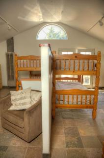 Group Bunkhouse Sleeps 12 Mountain Views - 4