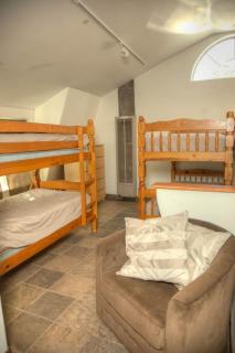 Group Bunkhouse Sleeps 12 Mountain Views - 3