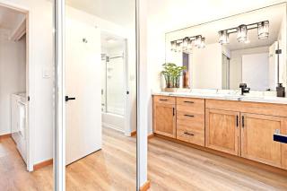 NEWLY REMODELED KBM Resorts 2 FREE CARS Napili Point Oceanfront Multi Unit Listing Spacious 4-Bedroom Beach Amenities NAP-C312 - 4