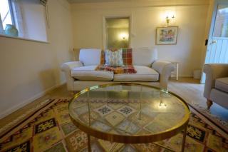 Cragie Cottage- Beautiful Cotswold stone retreat - 1